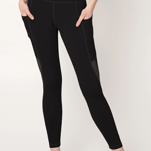 NWT Pineapple Clothing Cassi leggings with pockets - Picture 3 of 5